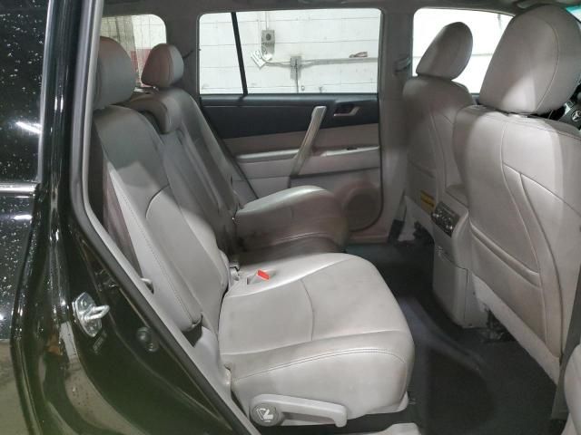 2013 Toyota Highlander Base