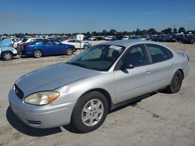 2006 Ford Taurus SE