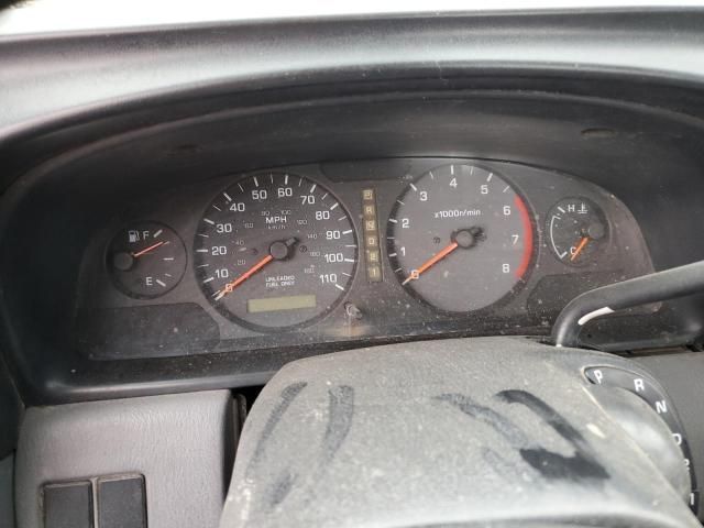 2000 Nissan Frontier XE