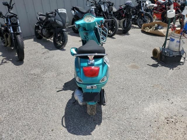 2013 Vespa LX 150IE