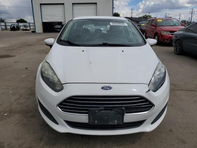 2016 Ford Fiesta SE