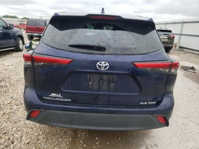 2022 Toyota Highlander XLE