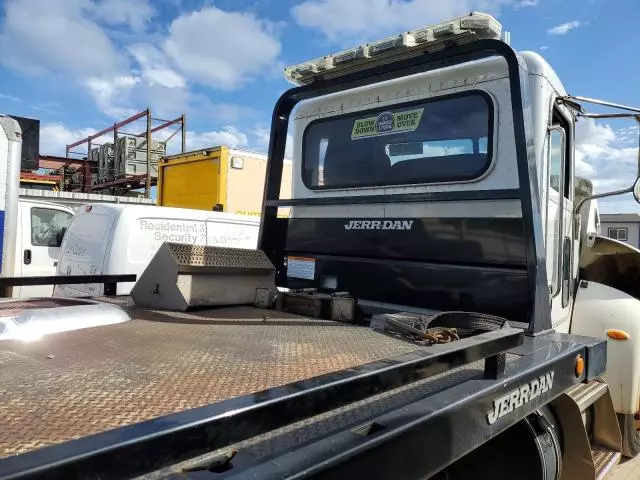 2011 Peterbilt 337