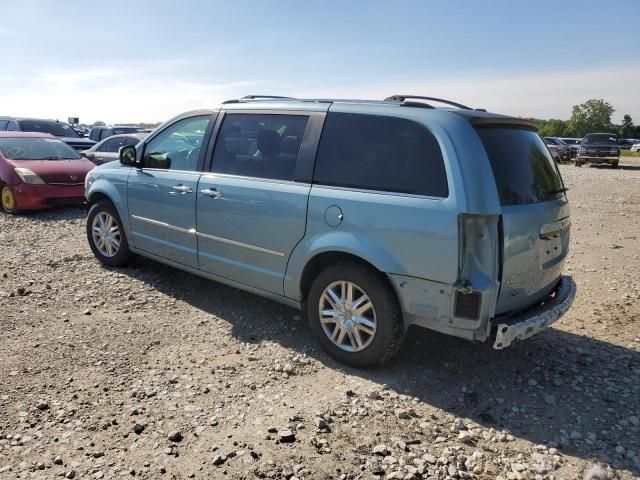 2010 Chrysler Town & Country Limited