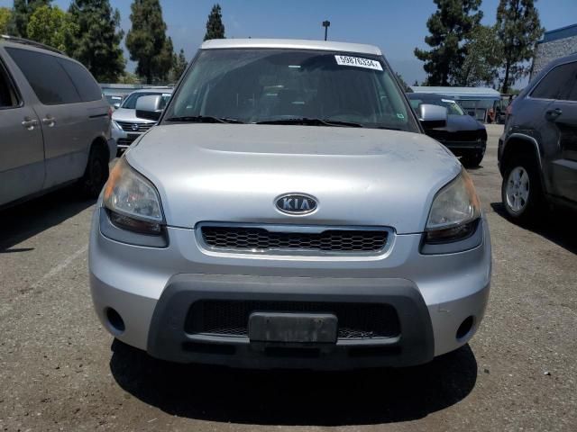 2010 KIA Soul +