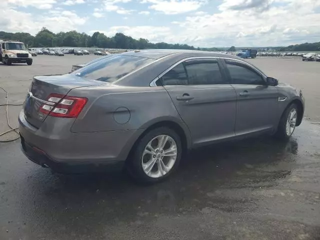 2014 Ford Taurus SEL