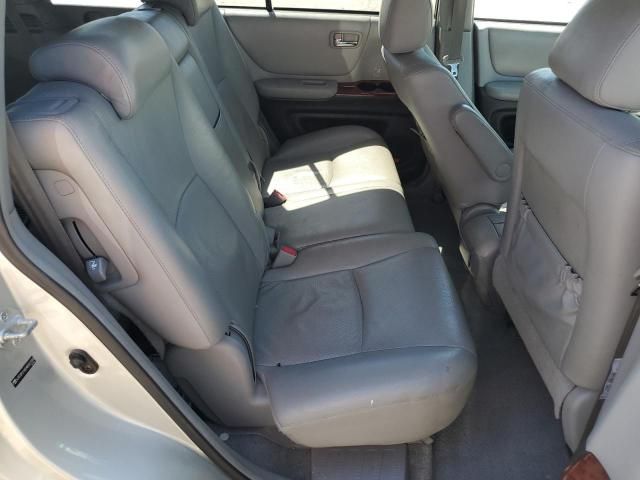 2004 Toyota Highlander Base