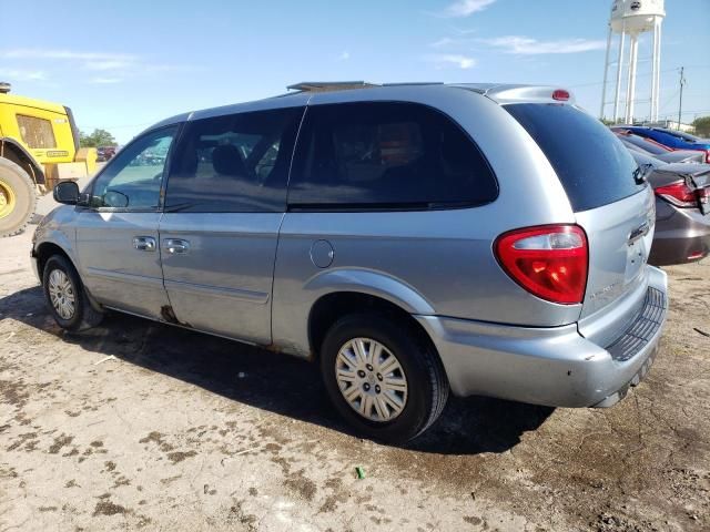 2006 Chrysler Town & Country LX