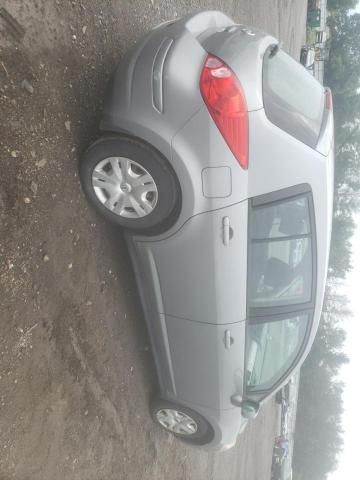 2010 Nissan Versa S