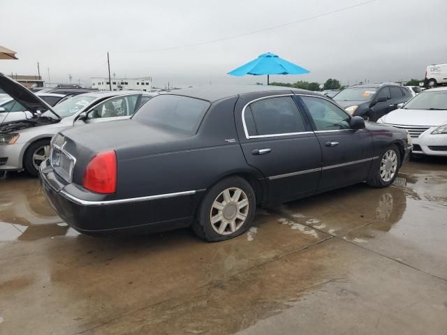 2009 Lincoln Town Car Signature Limited