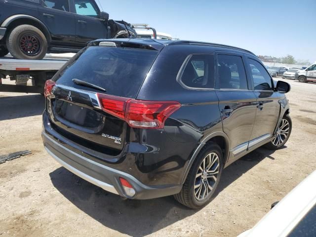 2016 Mitsubishi Outlander SE