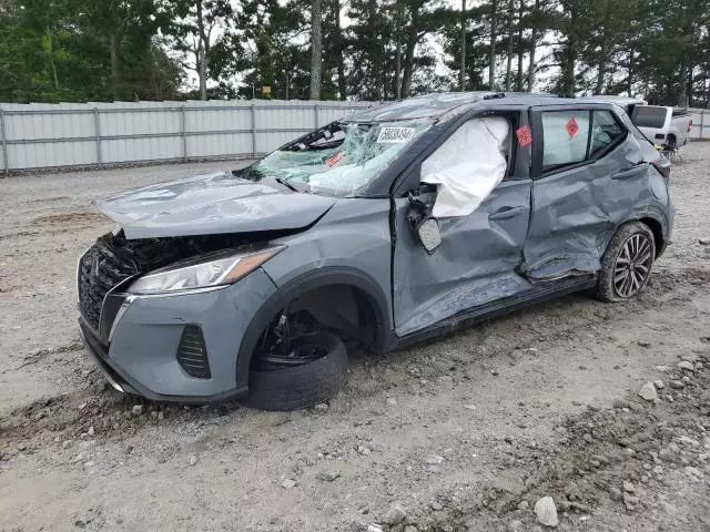 2021 Nissan Kicks SV