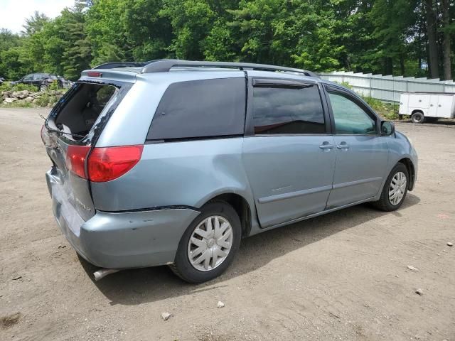 2006 Toyota Sienna CE