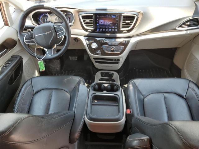 2017 Chrysler Pacifica Touring L