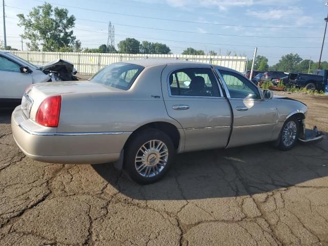 2009 Lincoln Town Car Signature Limited