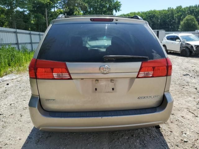 2004 Toyota Sienna XLE