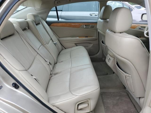 2005 Toyota Avalon XL