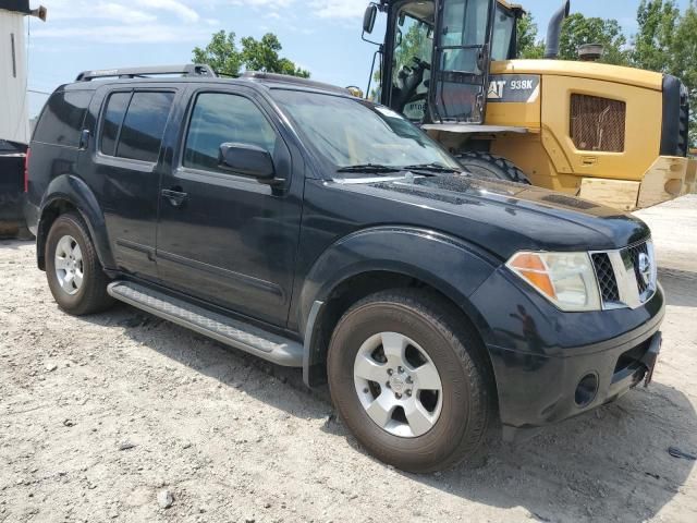 2007 Nissan Pathfinder LE