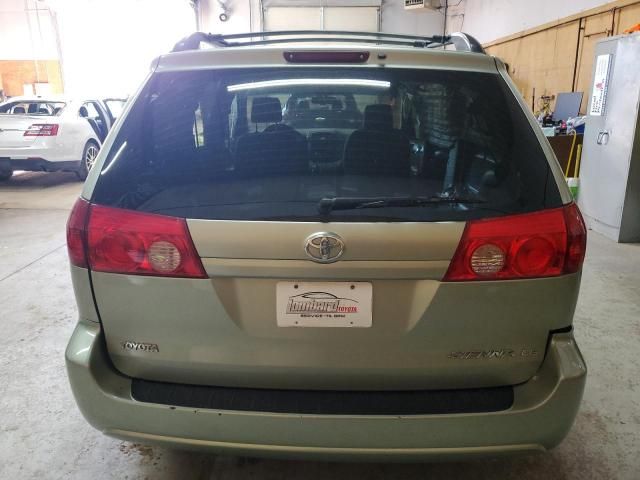 2006 Toyota Sienna CE