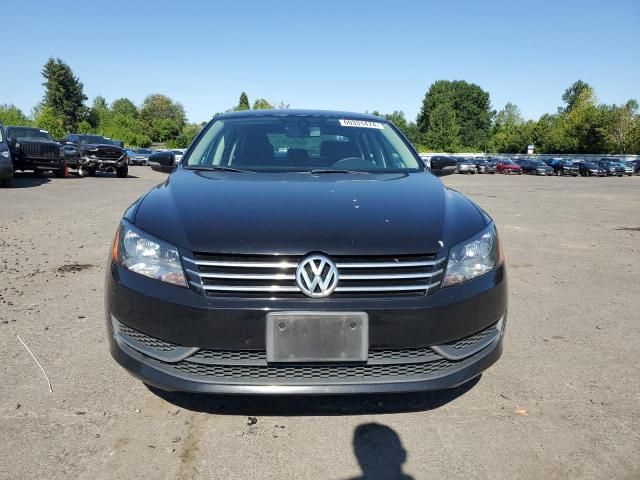 2013 Volkswagen Passat S