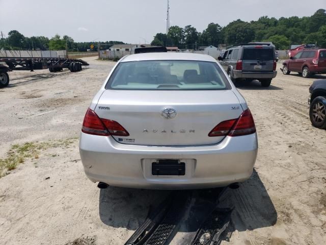 2008 Toyota Avalon XL