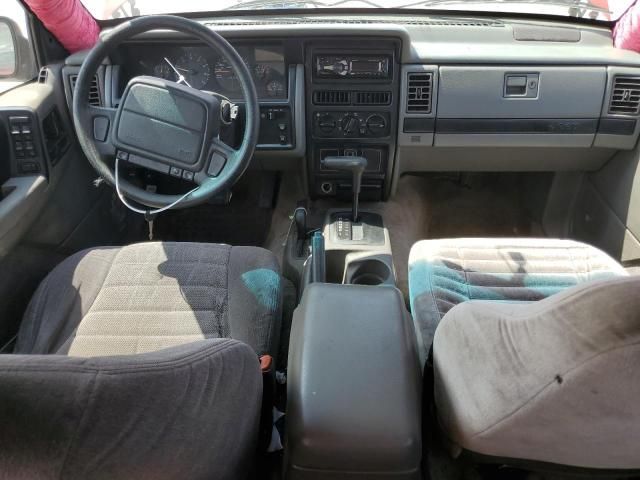 1995 Jeep Grand Cherokee Laredo