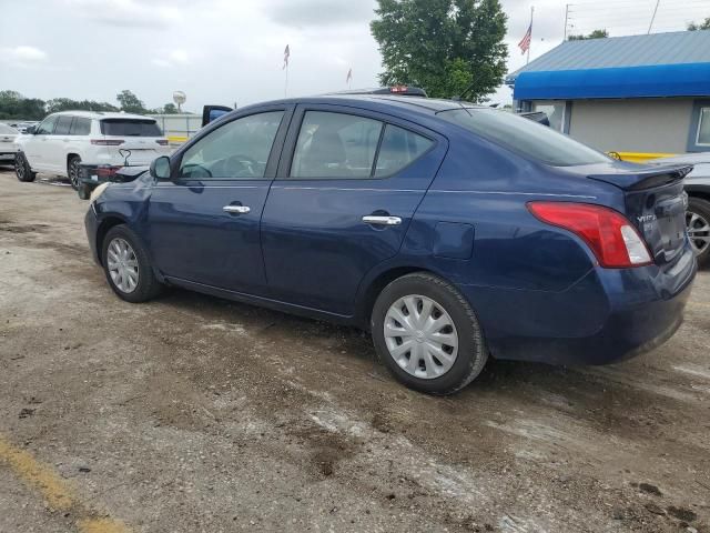 2013 Nissan Versa S