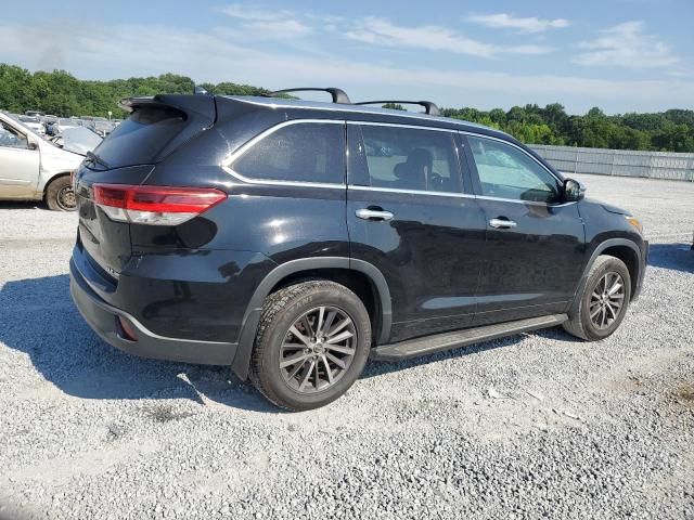 2018 Toyota Highlander SE