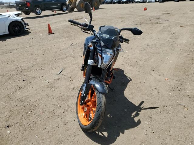 2016 KTM RC 390