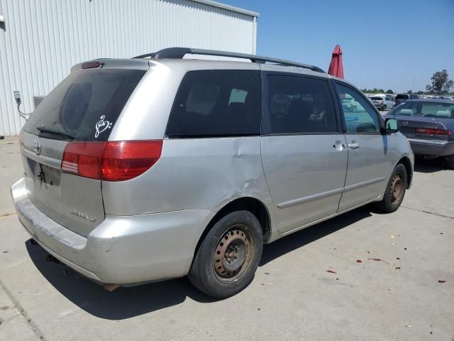 2005 Toyota Sienna CE