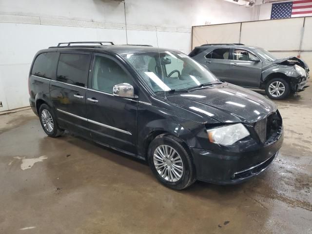 2014 Chrysler Town & Country Touring L