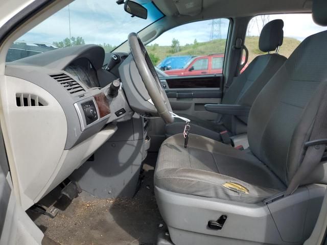 2010 Chrysler Town & Country Touring