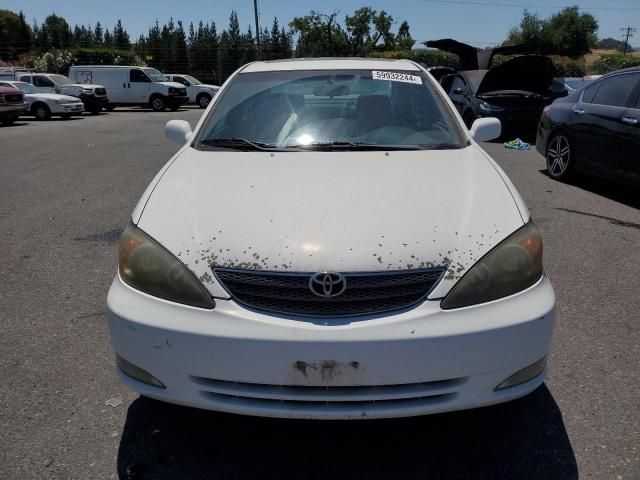 2004 Toyota Camry LE