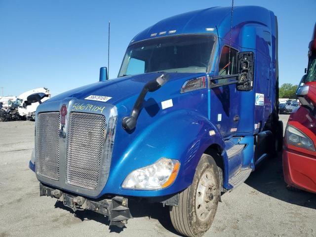 2018 Kenworth Construction T680