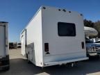 2013 Ford Econoline E450 Super Duty Cutaway Van