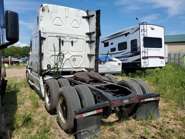 2022 Freightliner Cascadia 126