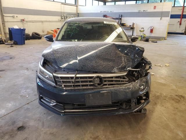 2018 Volkswagen Passat SE