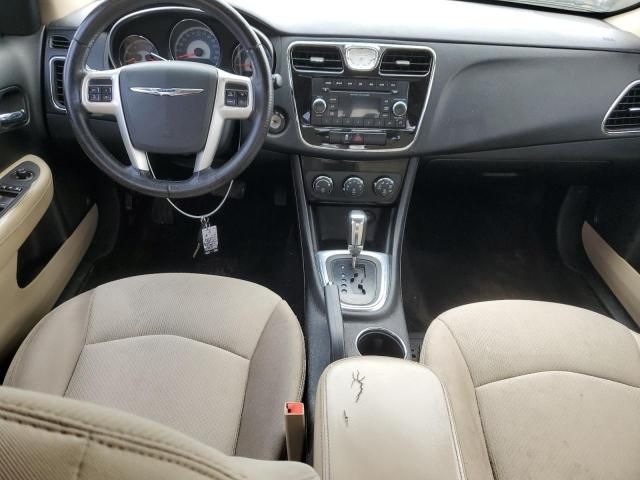 2012 Chrysler 200 Touring