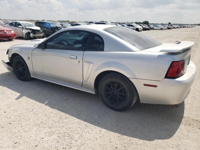 2004 Ford Mustang