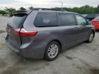 2016 Toyota Sienna XLE