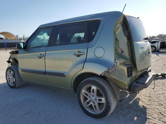 2011 KIA Soul +