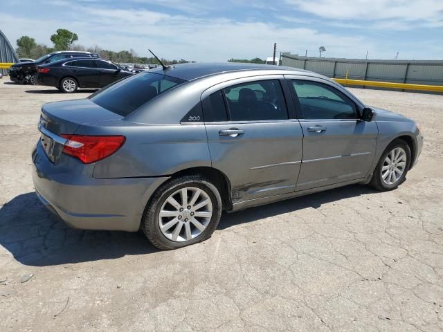 2013 Chrysler 200 Touring