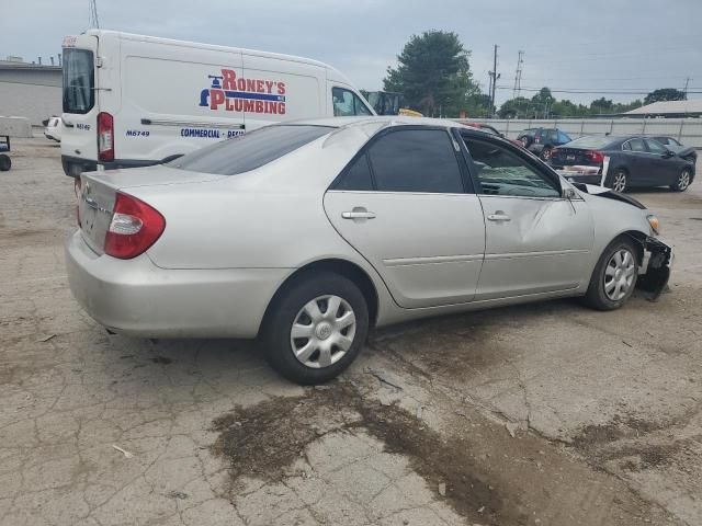 2004 Toyota Camry LE