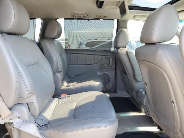 2009 Toyota Sienna XLE