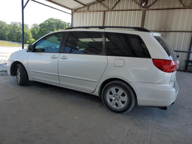 2007 Toyota Sienna XLE