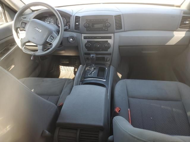 2006 Jeep Grand Cherokee Laredo