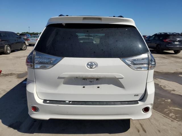 2012 Toyota Sienna Sport