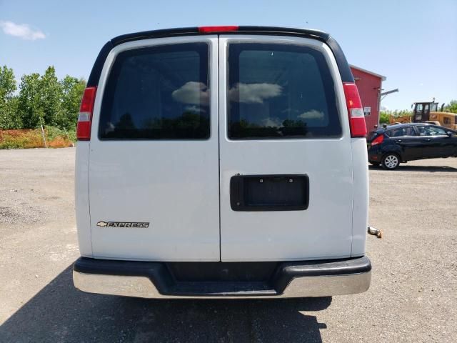 2017 Chevrolet Express G2500