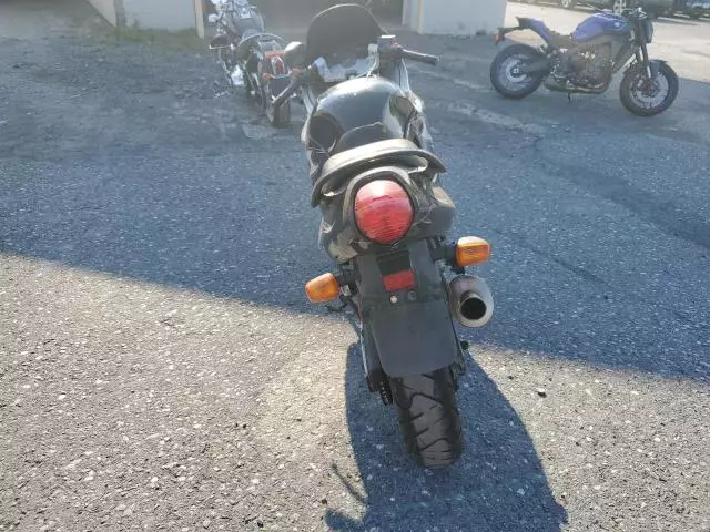 2000 Suzuki GSX750 F