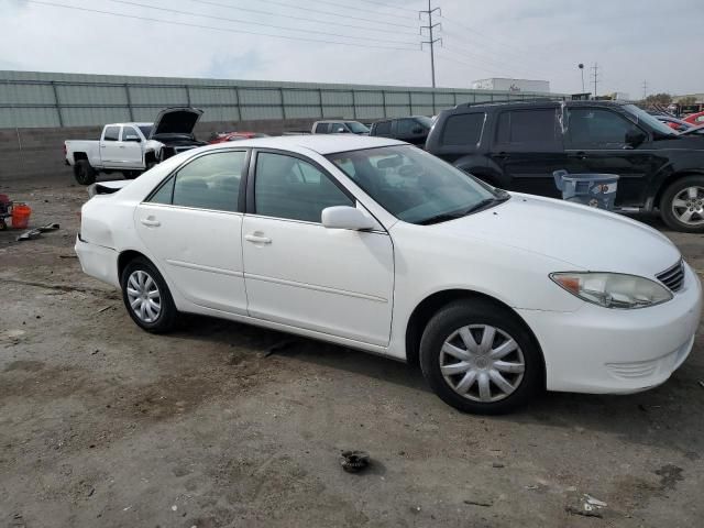 2005 Toyota Camry LE